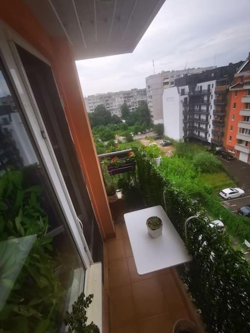 Apartment Lavender, Near To Airport София Экстерьер фото